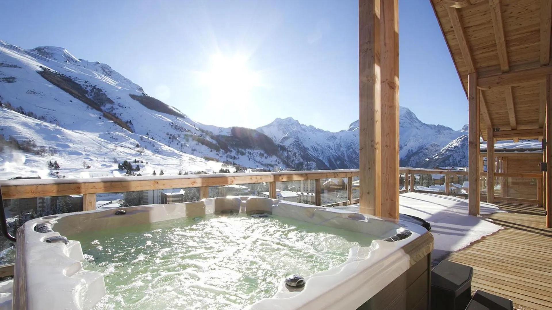Odalys Chalet Le Panda contacts